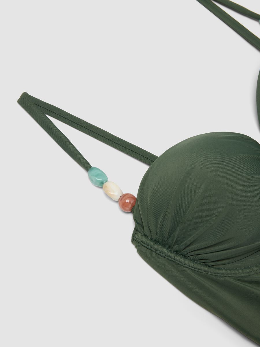 Costume intero elasticizzato verde con pietre_0