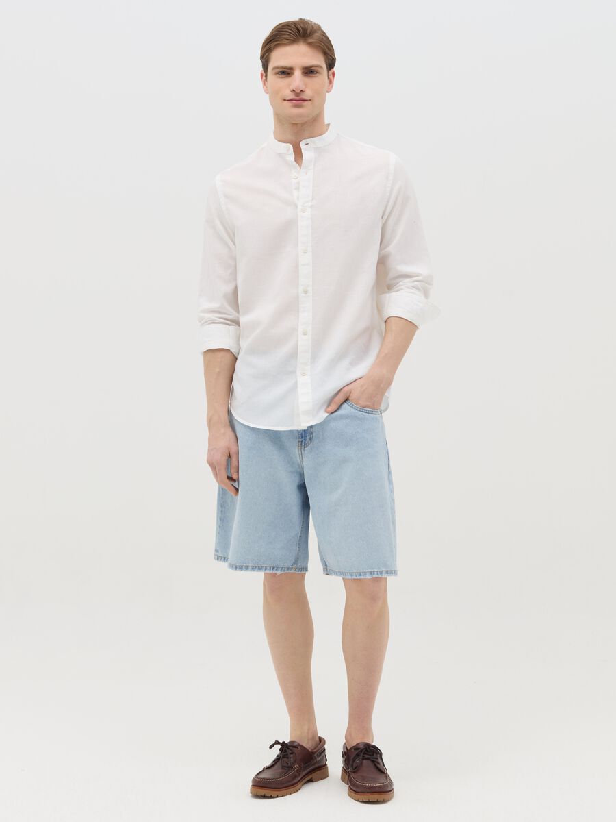 Baggy-fit Bermuda shorts in denim with five pockets_0