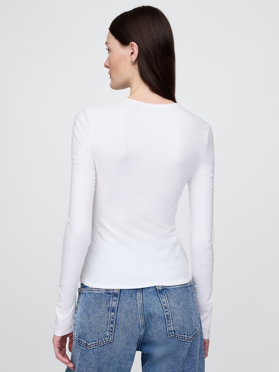 T-shirt bianca a maniche lunghe elasticizzata_2