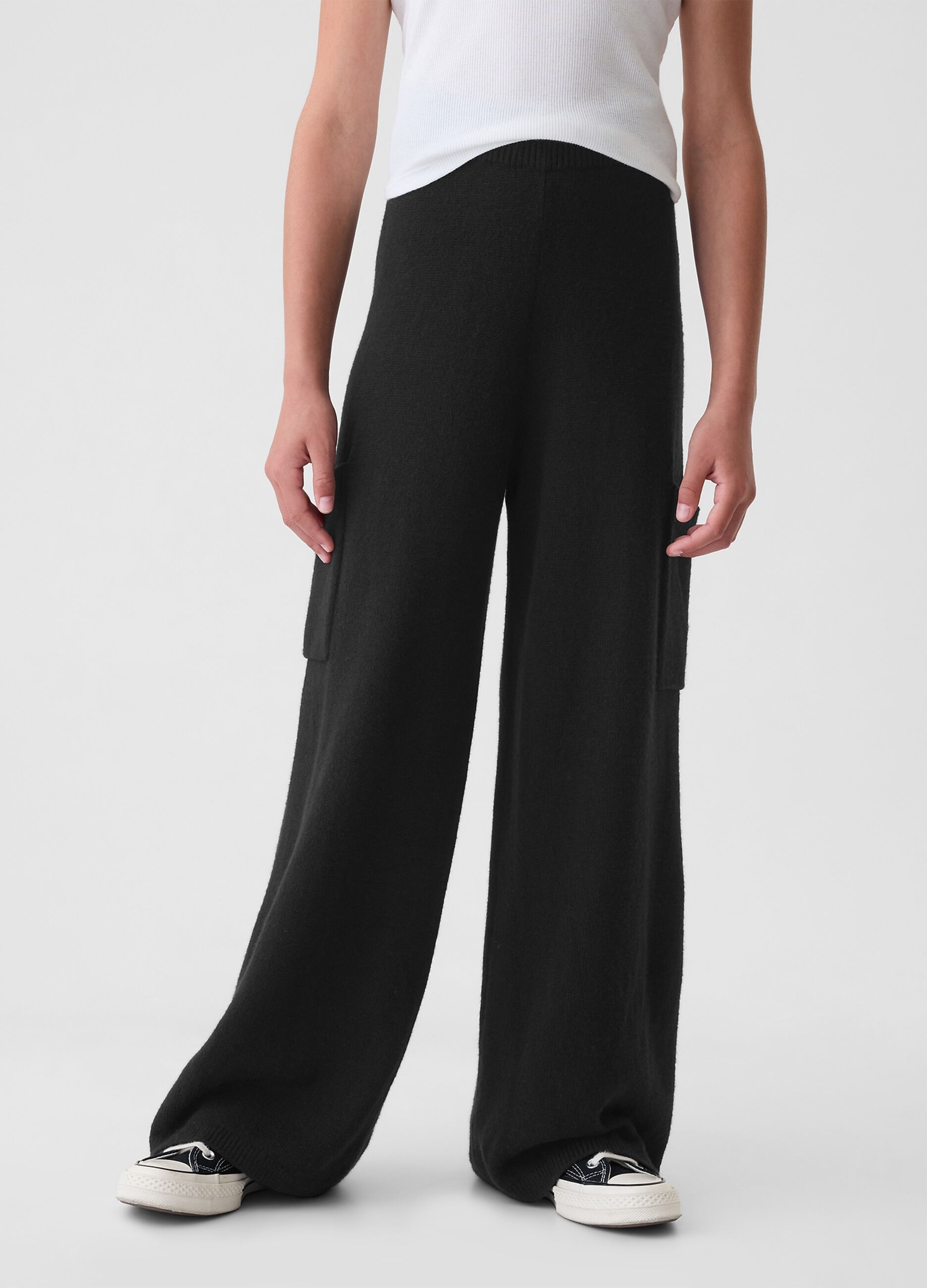 Wide-leg knit trousers