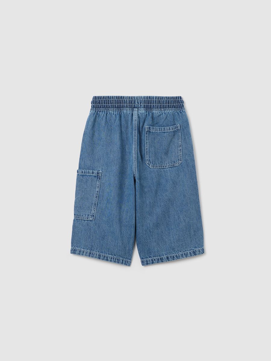 Shorts da ragazzo in denim blu baggy fit con tasca_4