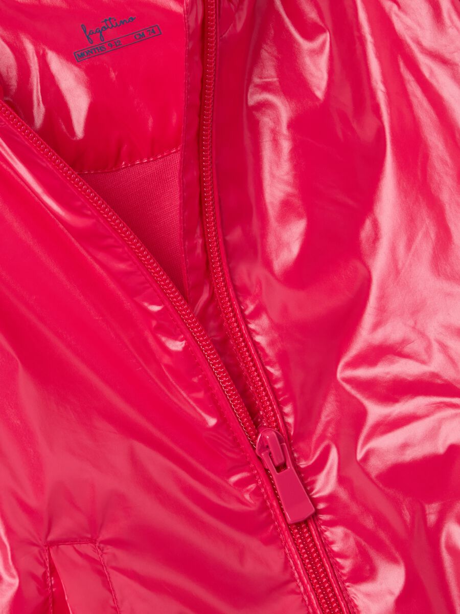 Waterproof jacket with hood and flounce_2
