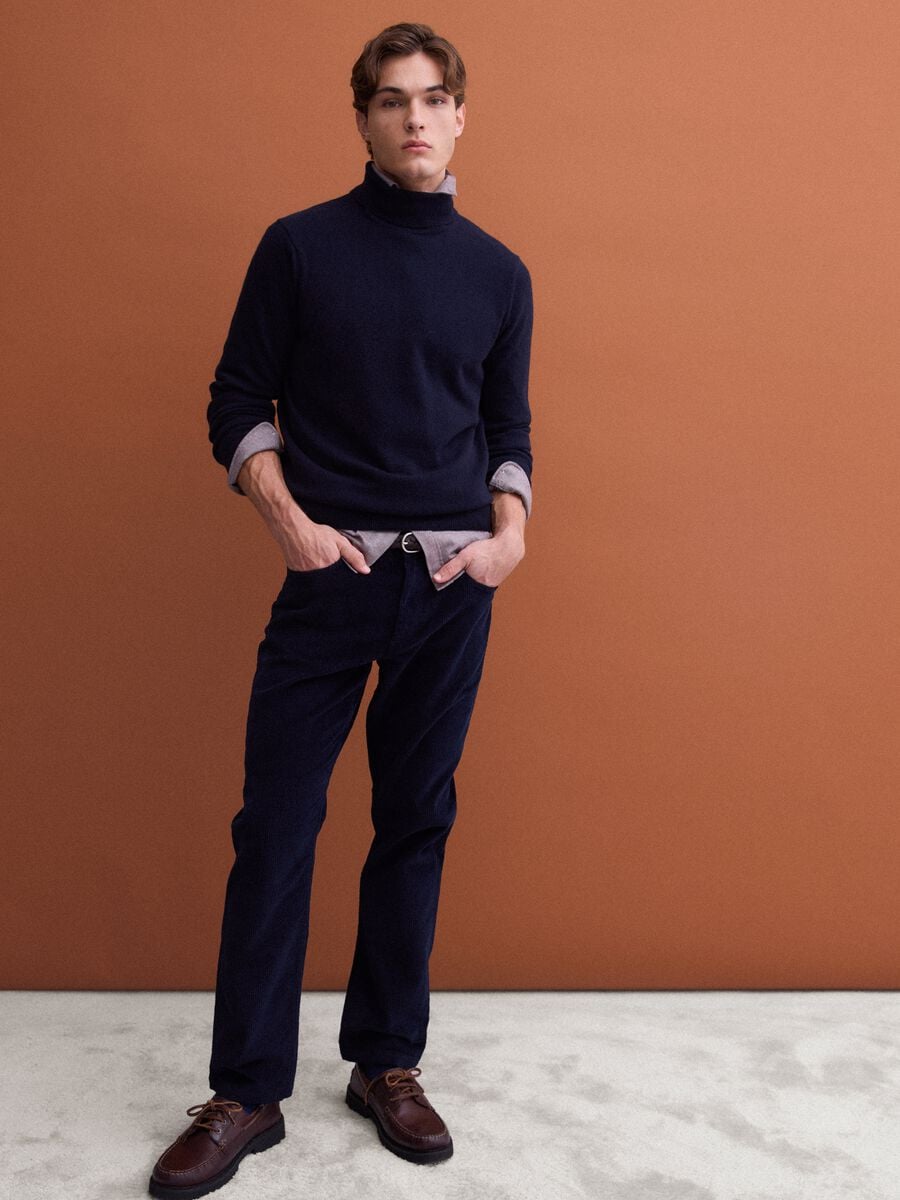 Maglia blu navy dolcevita in pura lana di agnello_1