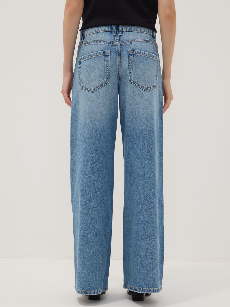 Jeans azzurri wide leg in puro cotone a vita bassa_2