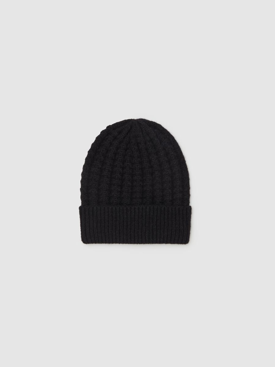 Ribbed hat with fold_0