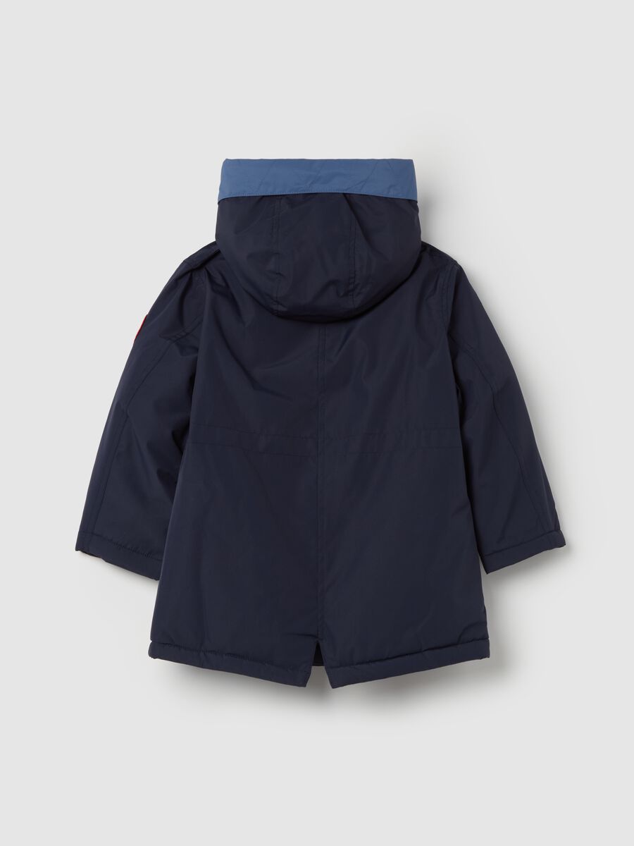 Parka with hood and logo patch_4