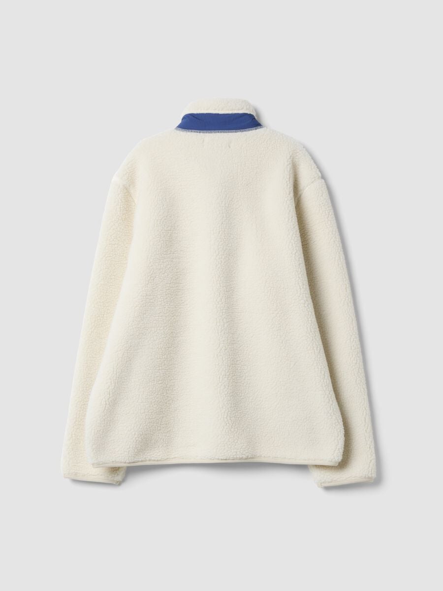 Cream white regular-fit sherpa sweatshirt with crew neck and zip_2