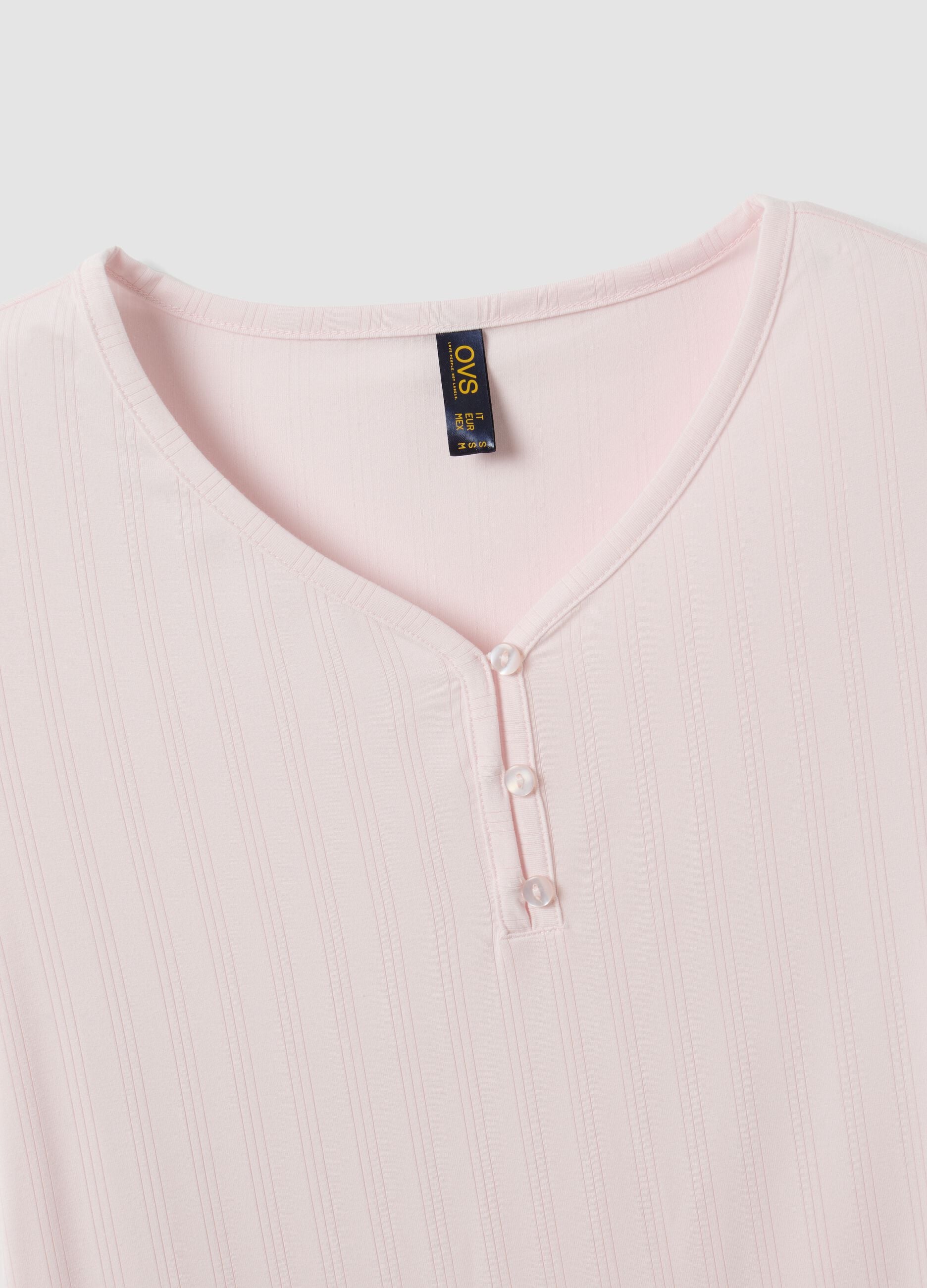 Pink stretch viscose pyjama T-shirt with V-neck