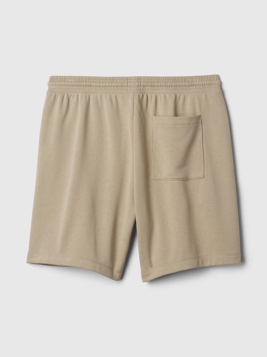 Jogger shorts in fleece with maxi logo print_4