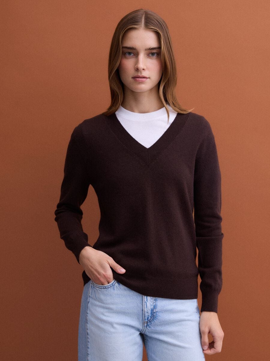 Brown pure wool jumper with deep V-neck_0