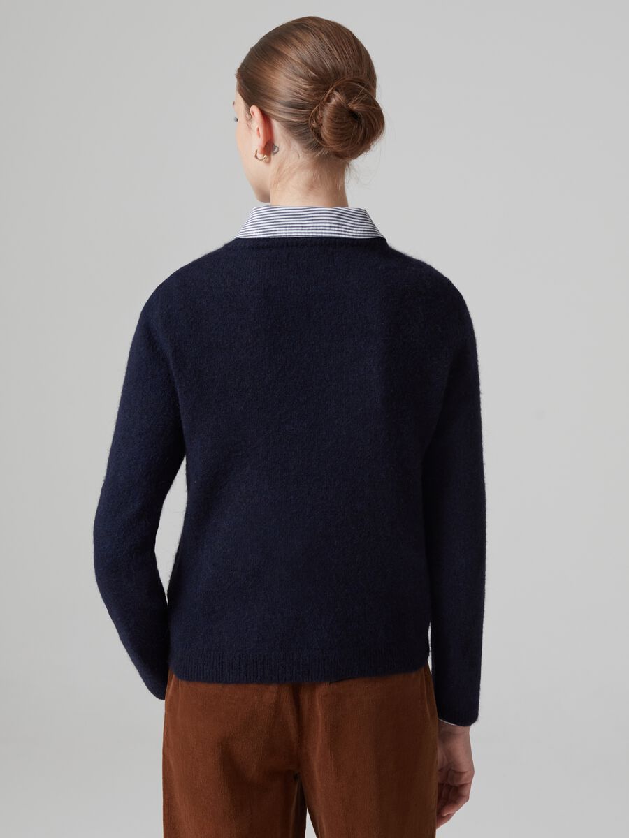 Pullover con scollo rotondo_2
