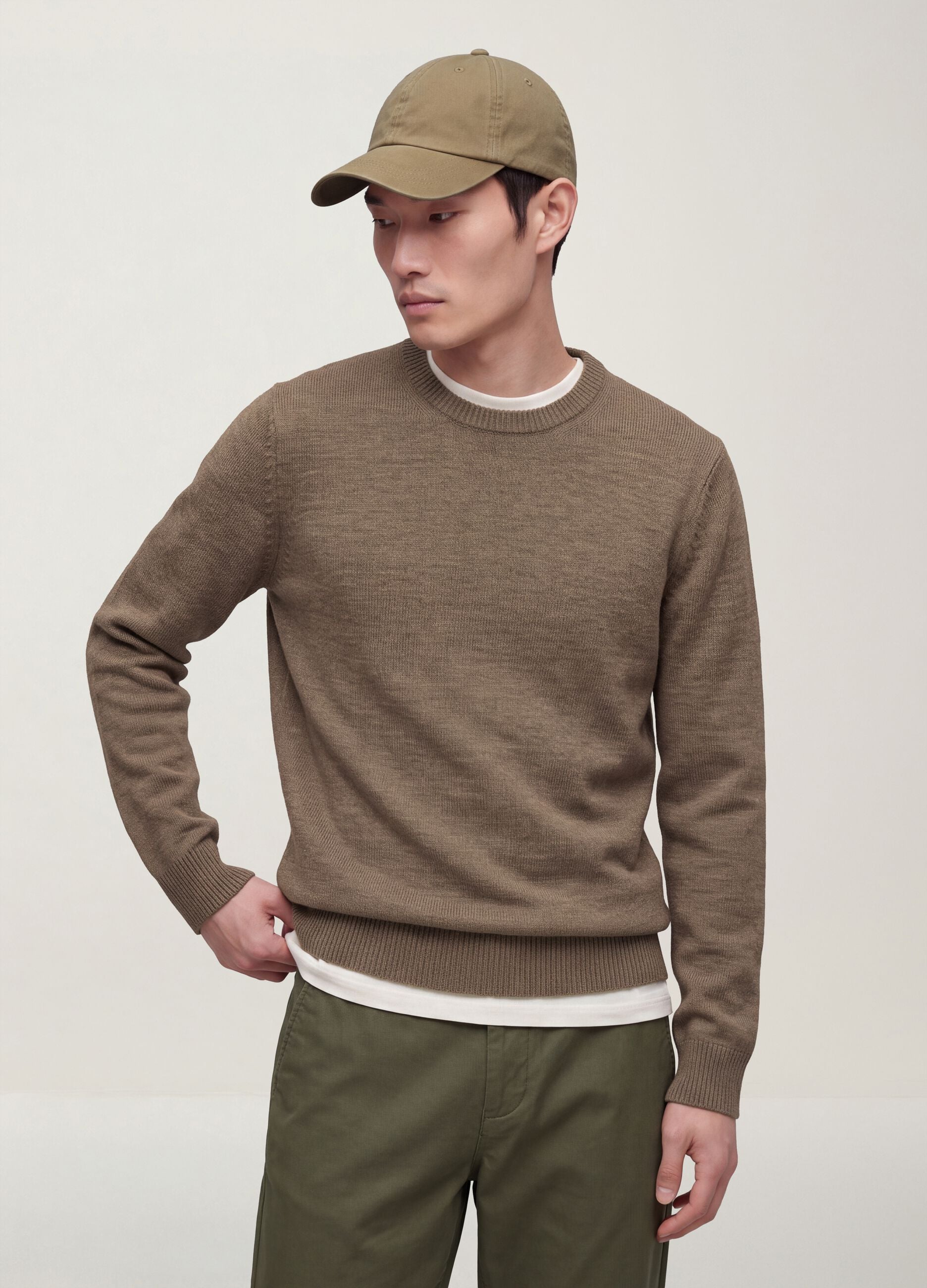Maglia marrone girocollo in jersey knit regular fit