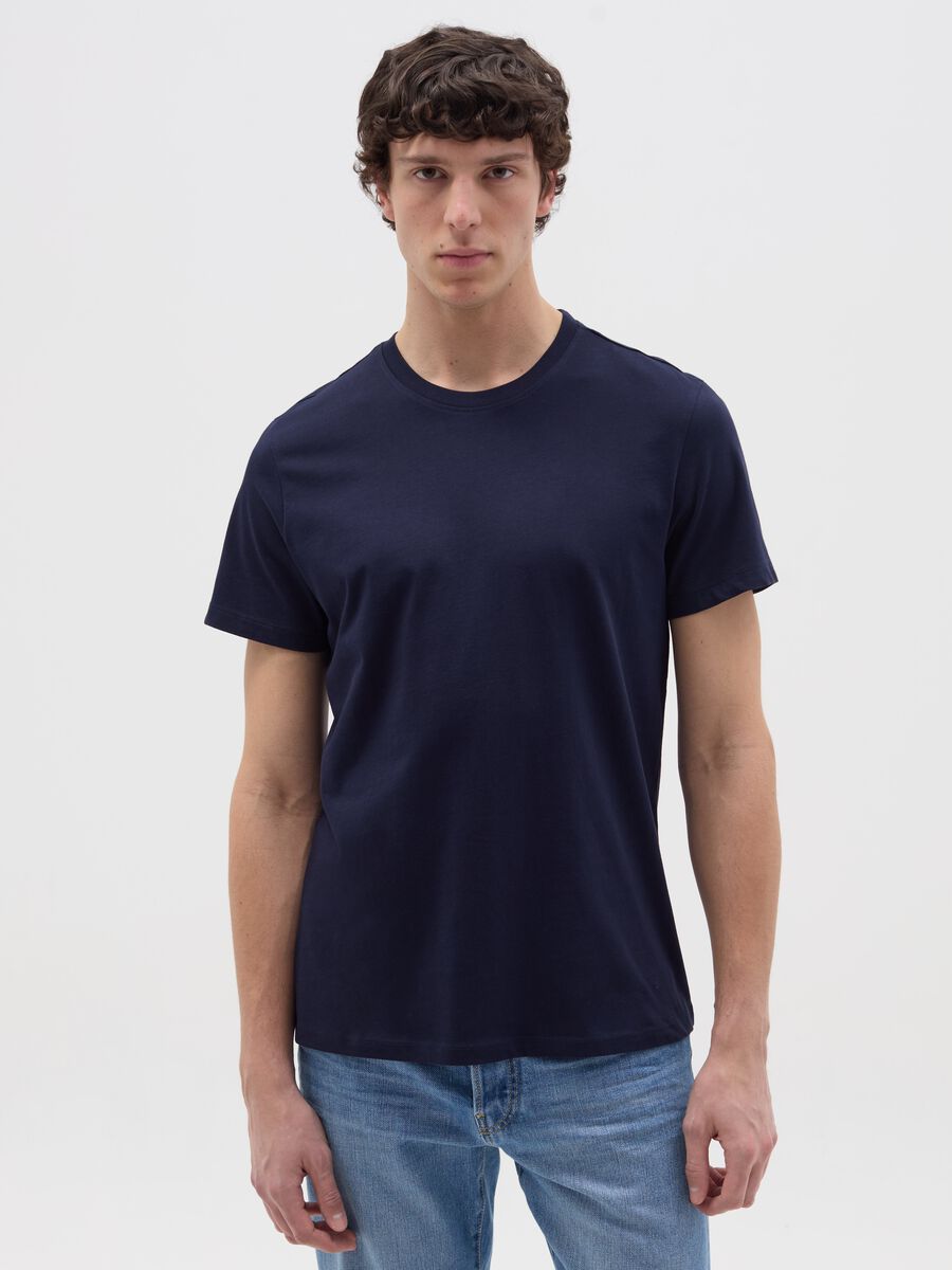 Relaxed-fit T-shirt with round neck_0