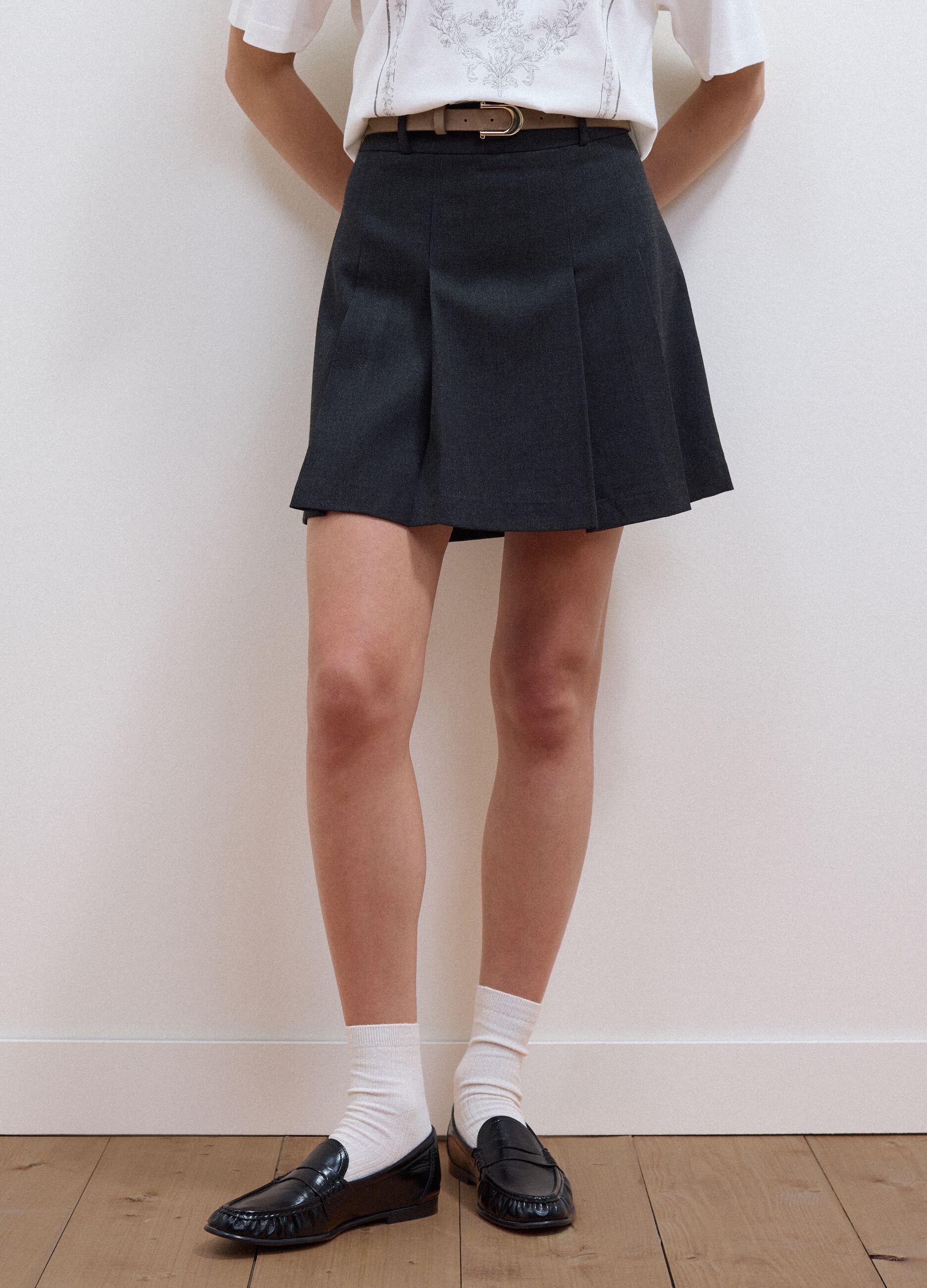 Grey stretch viscose mini skirt with belt