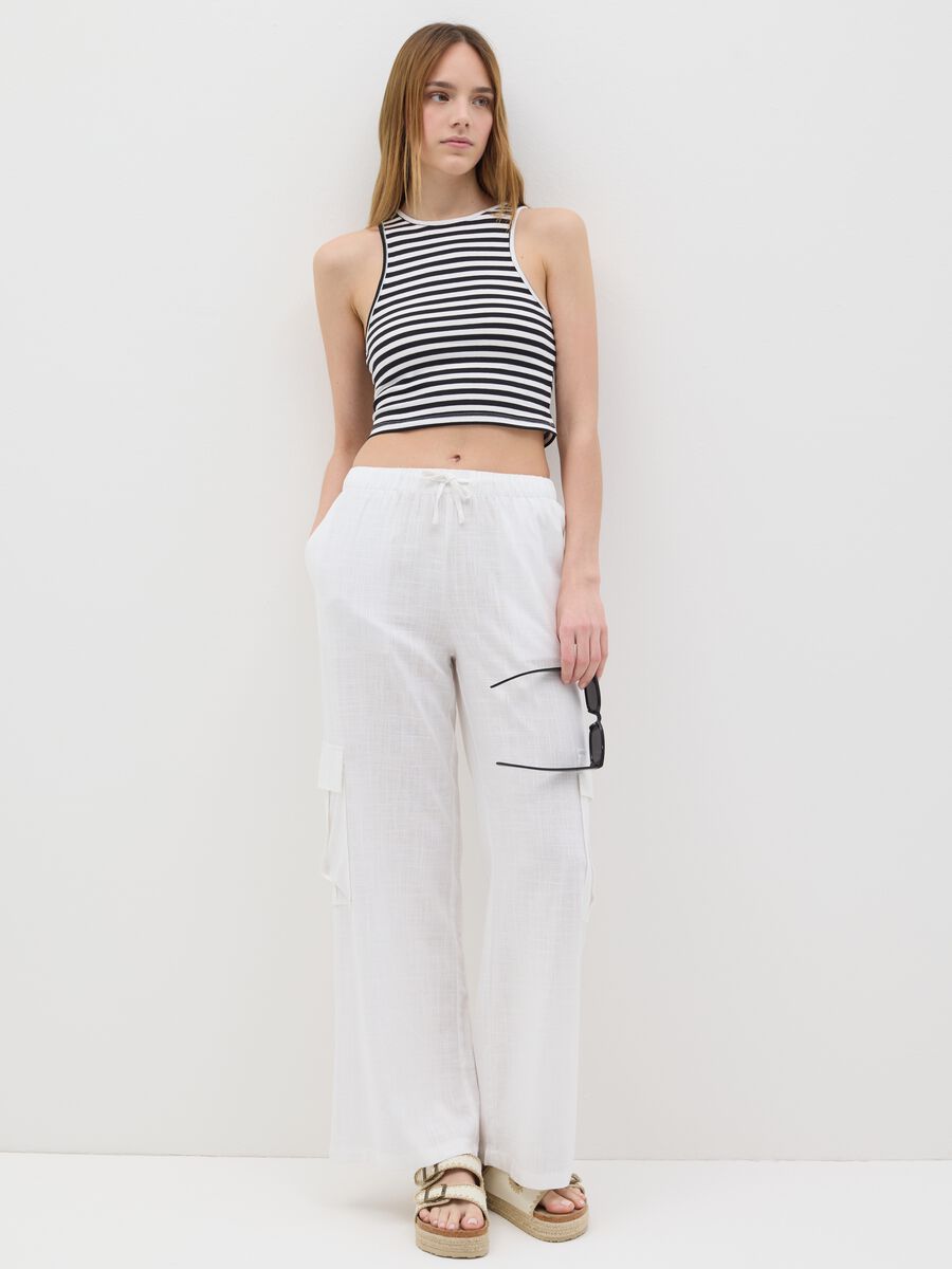 Women’s white cargo trousers in viscose and linen blend with wide leg_0