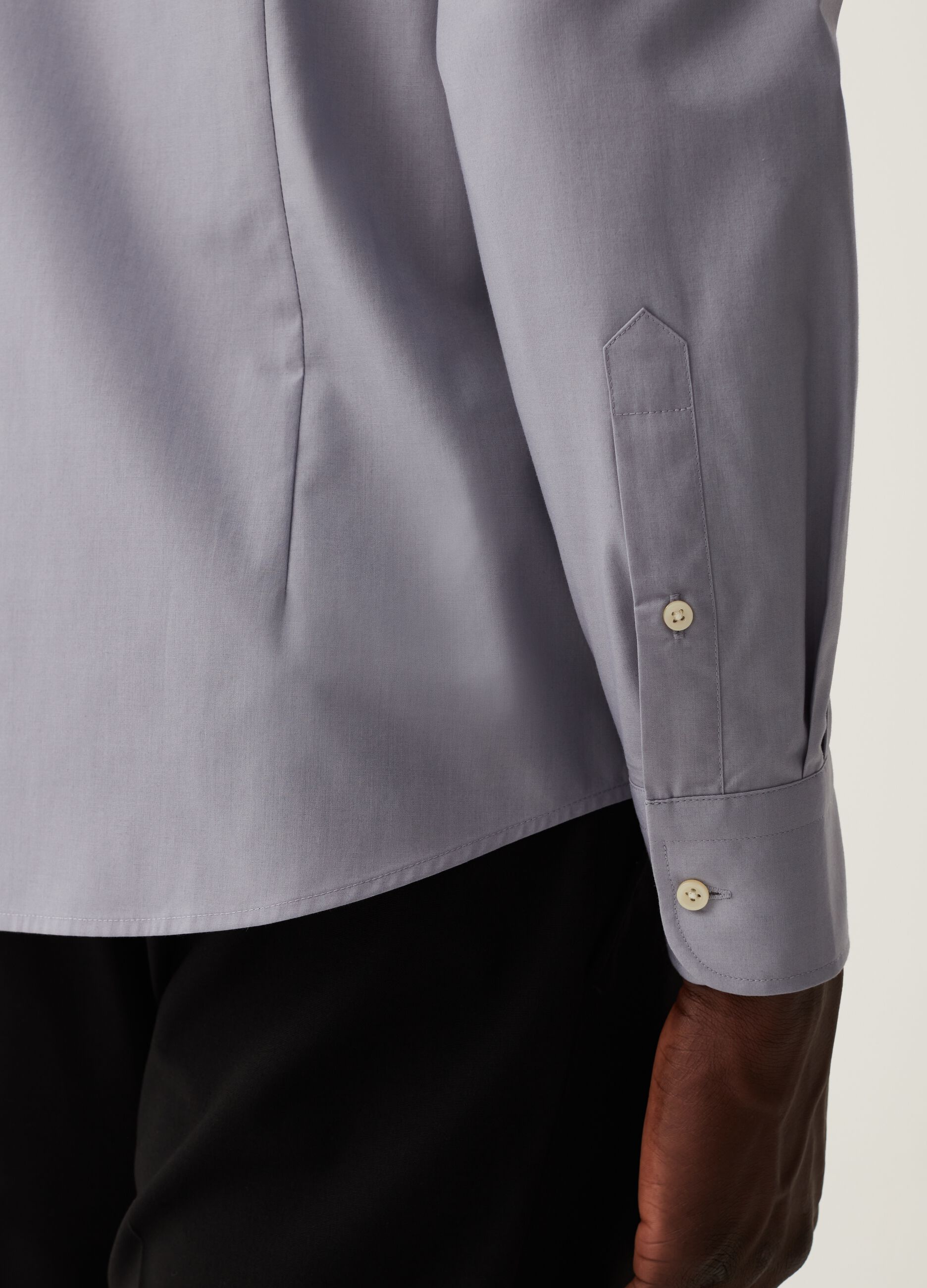 Camicia slim fit tinta unita_3