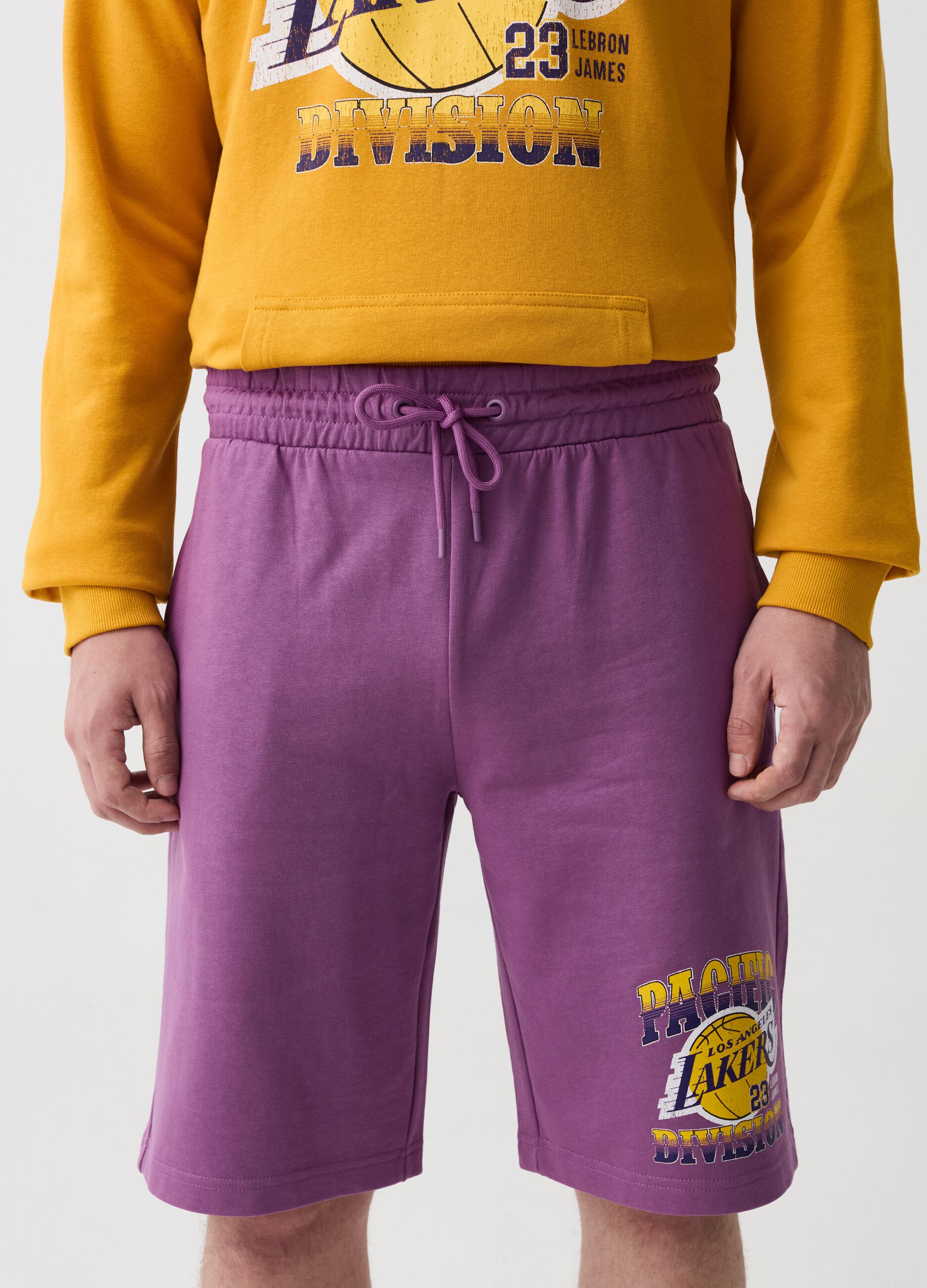 Fleece Bermuda shorts with NBA Los Angeles Lakers print