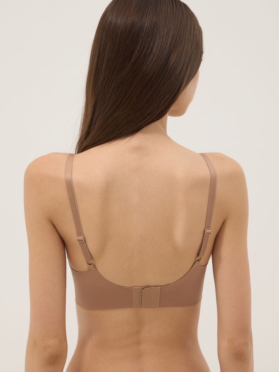 Reggiseno beige senza cuciture con imbottitura removibile_2