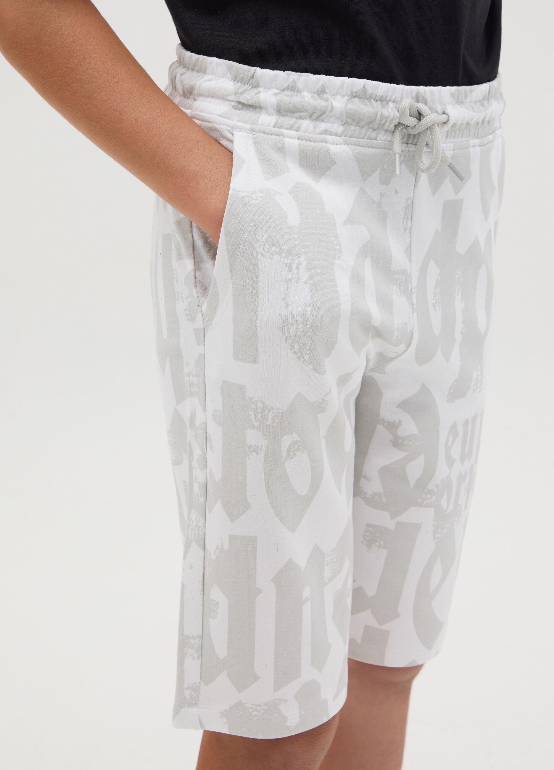 White French terry shorts with print