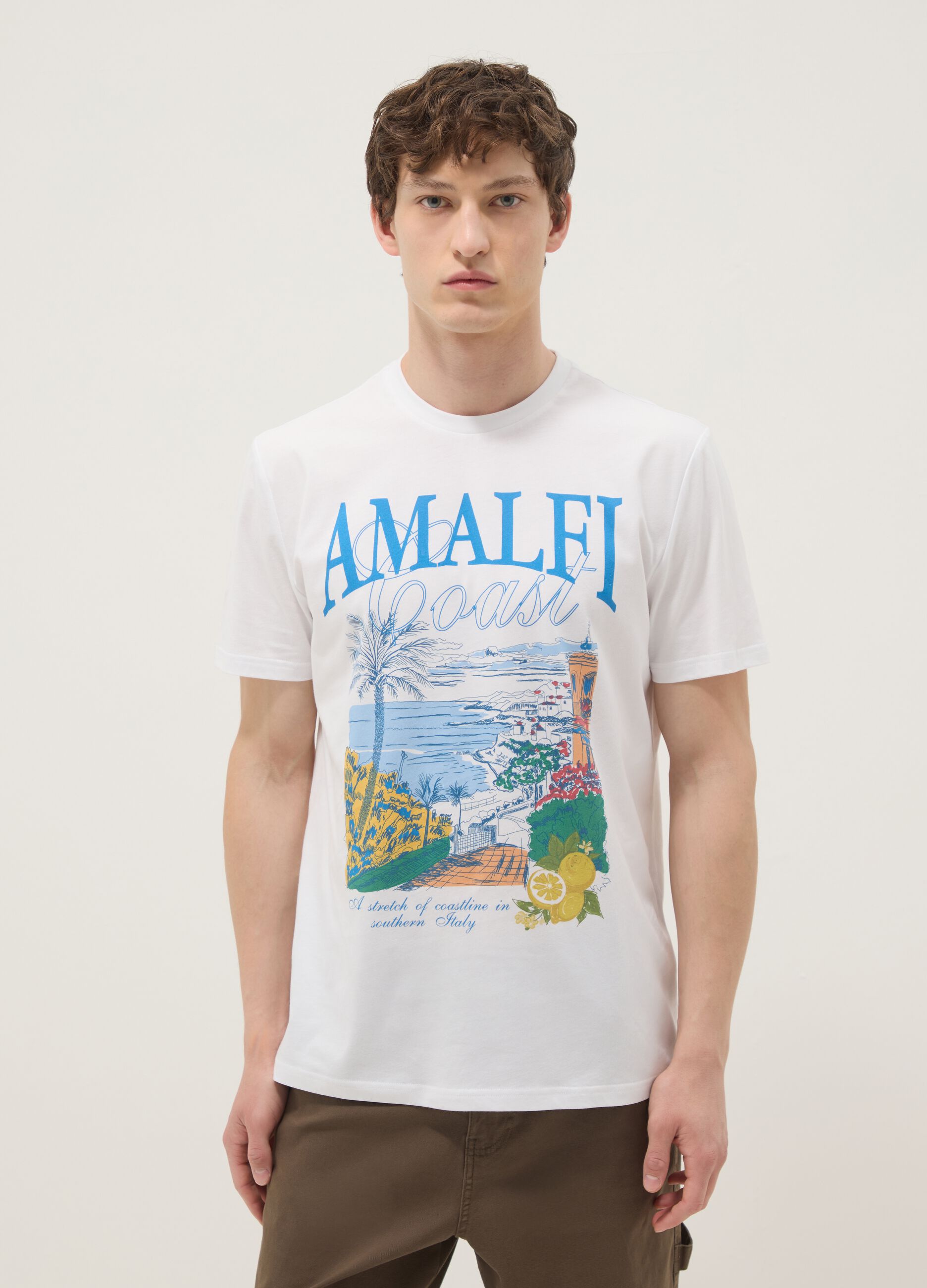 White pure cotton T-shirt with print, regular fit