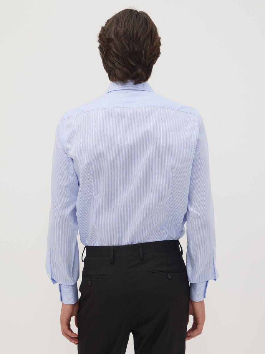 Camicia azzurra in puro cotone no iron slim fit_3