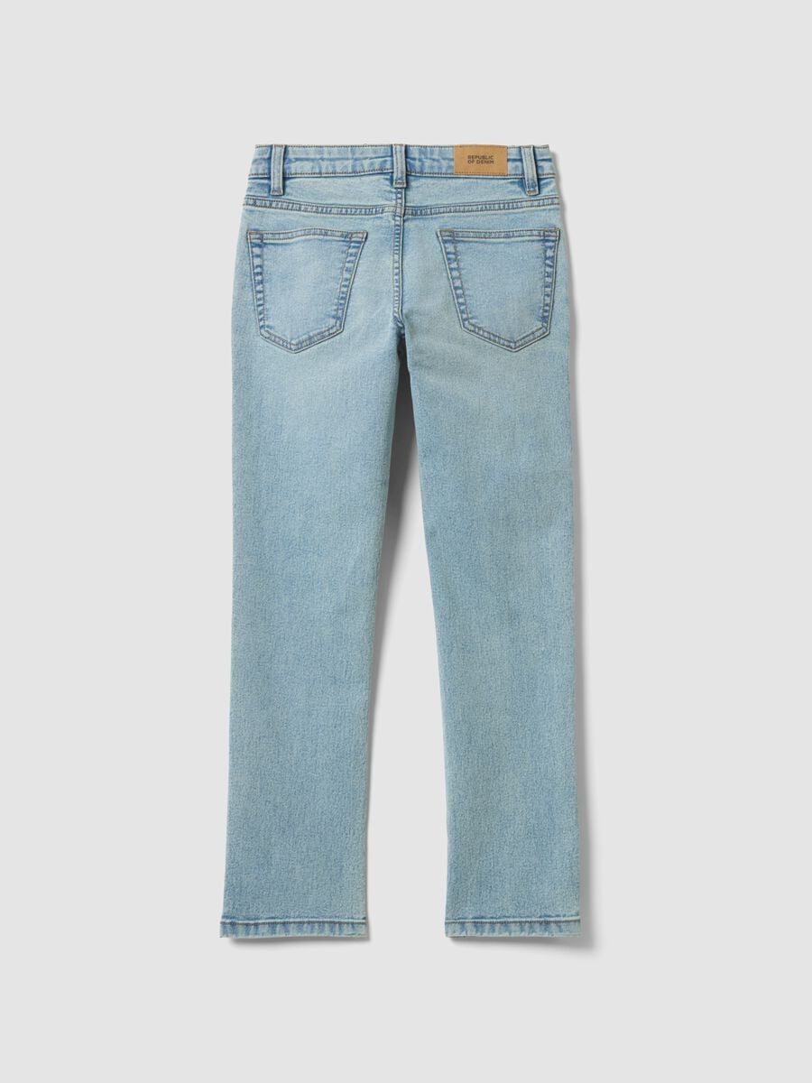 Jeans azzurri in cotone elasticizzato regular fit per ragazzo_2