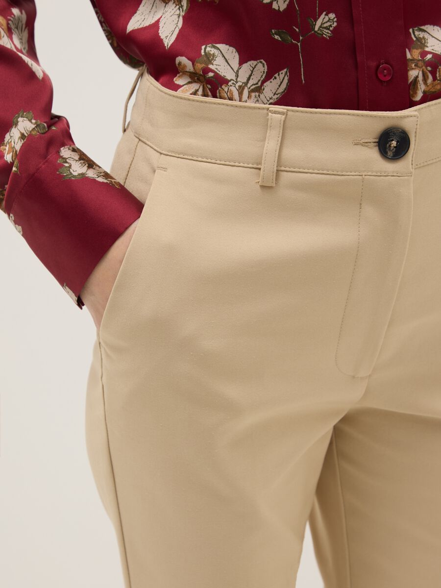 Beige regular fit cotton blend chino trousers_3