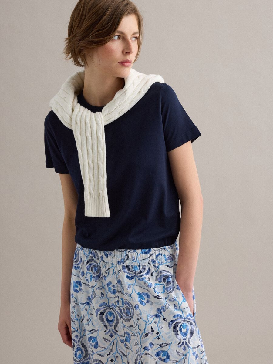 T-shirt blu in puro cotone supima a maniche corte regular fit_0