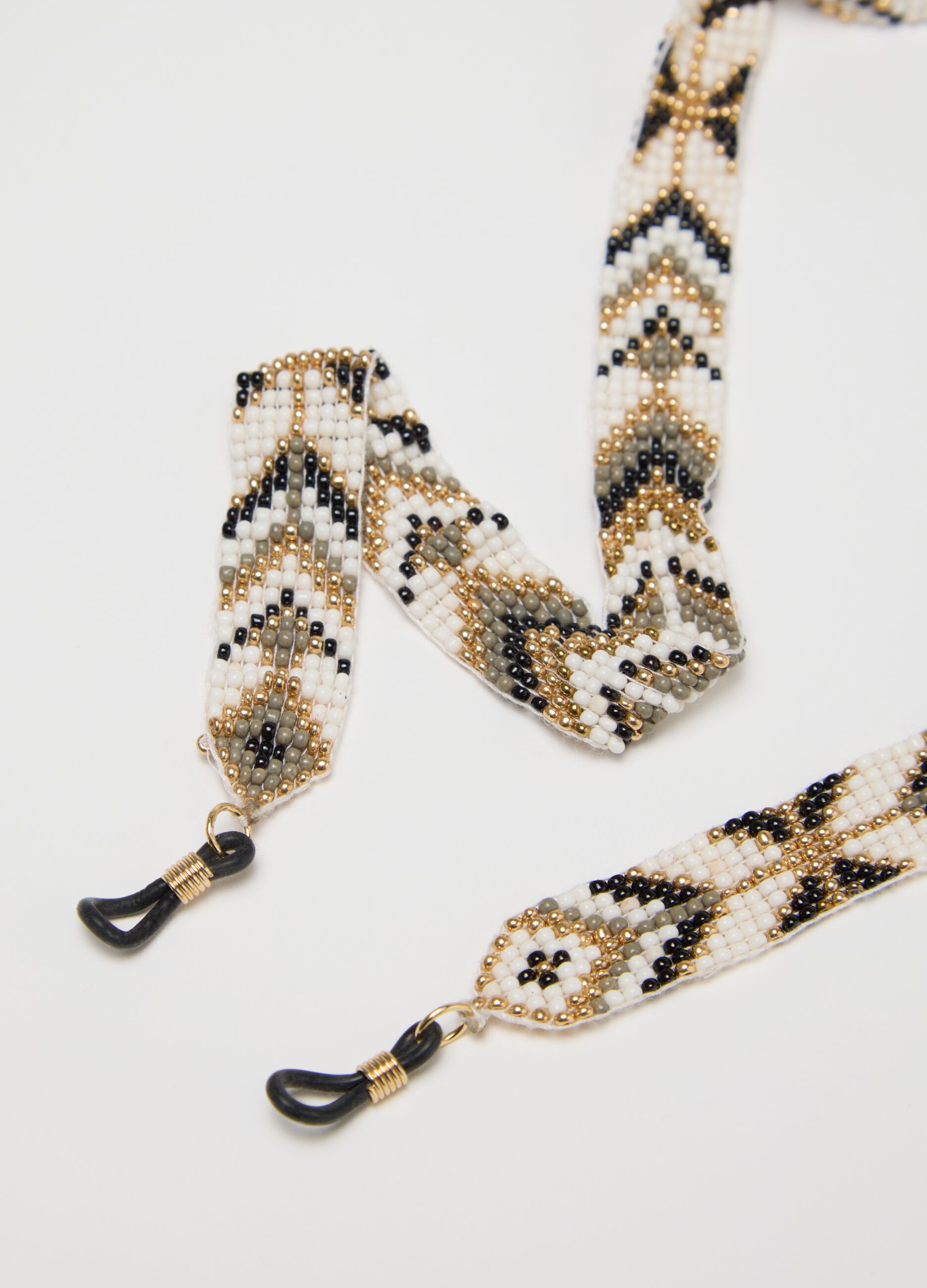 Glasses chain with ethnic-motif beads