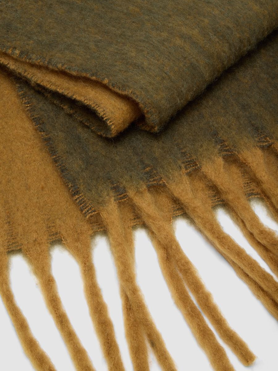 Green fringed wool-blend scarf_3