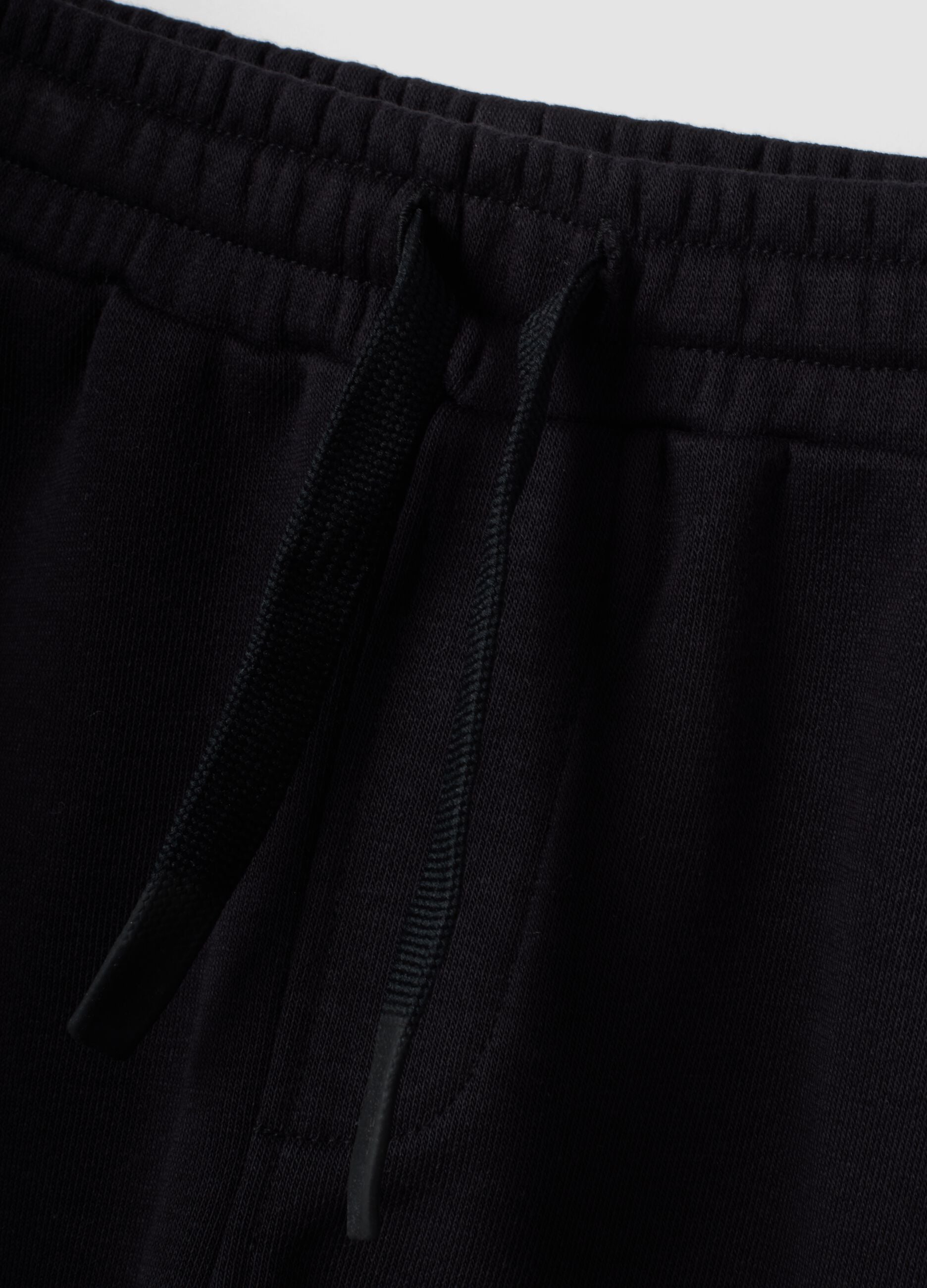 Pantaloni jogger neri in misto cotone con grafiche Spider-Man per bambino
