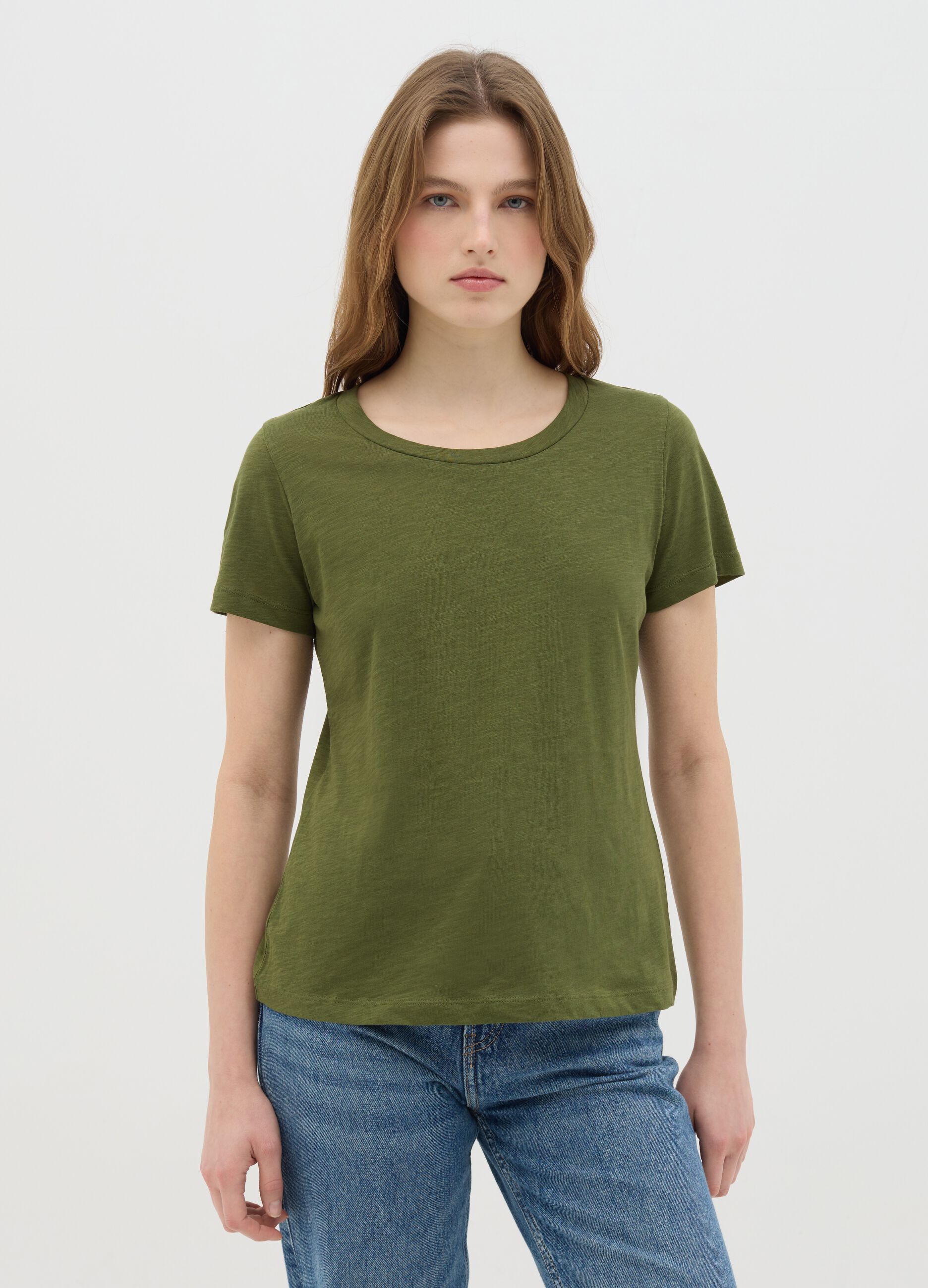 Short-sleeved green T-shirt in pure cotton