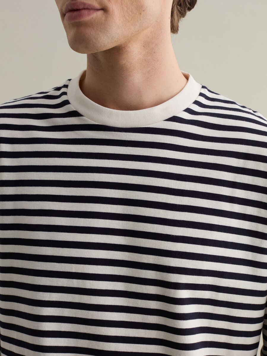 Boxy-fit striped T-shirt_3