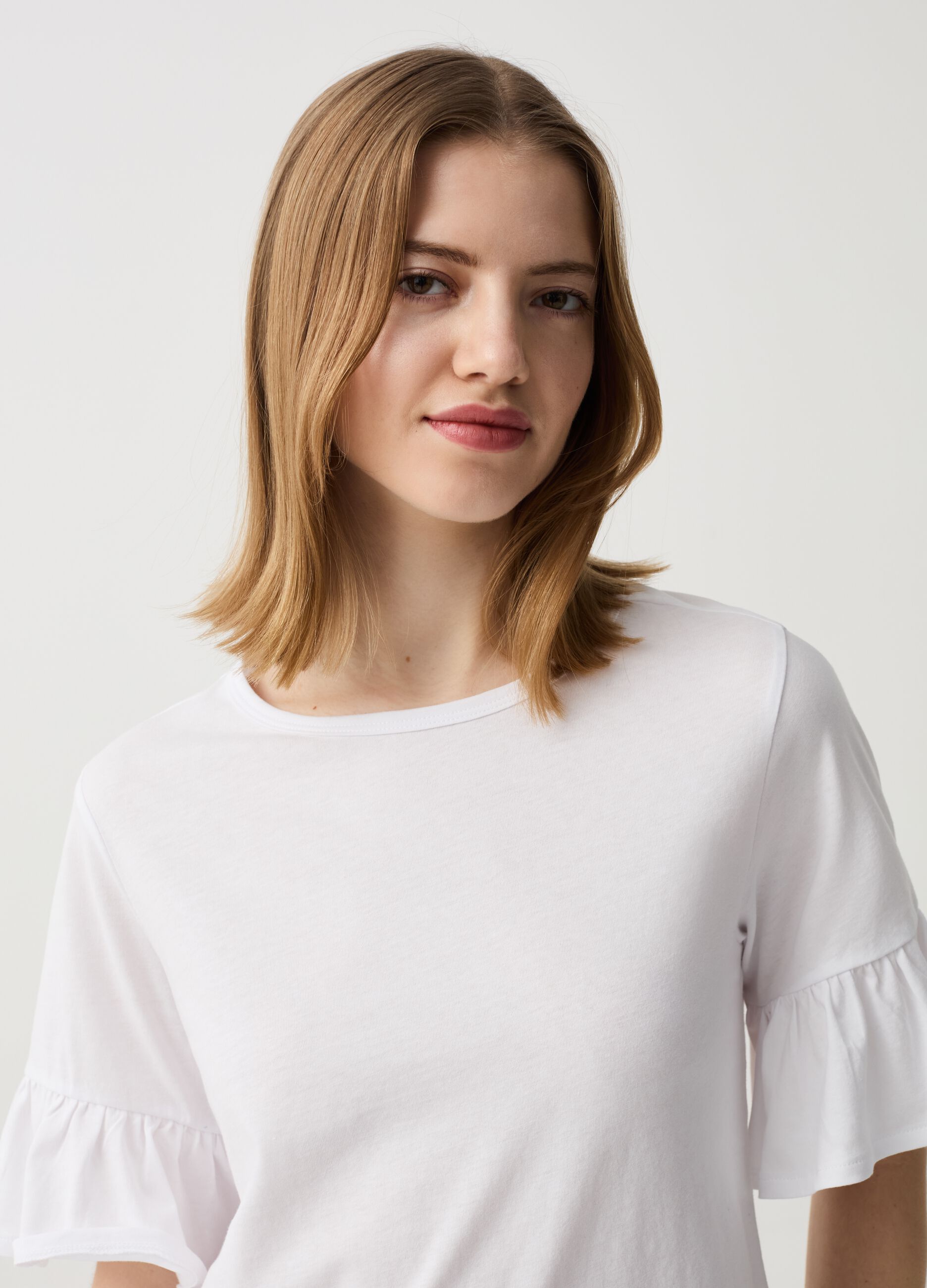T-shirt in cotone con volant