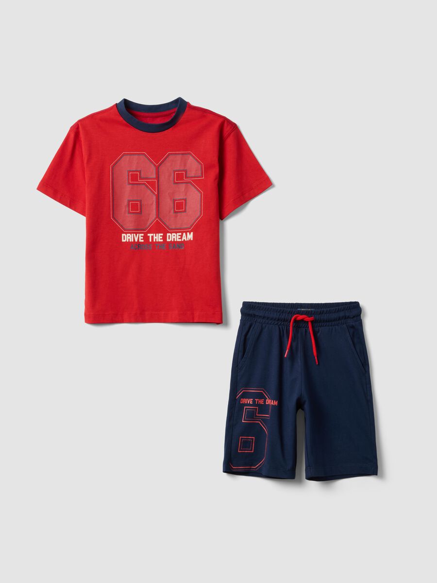 Red pure cotton set with T-shirt and shorts_0