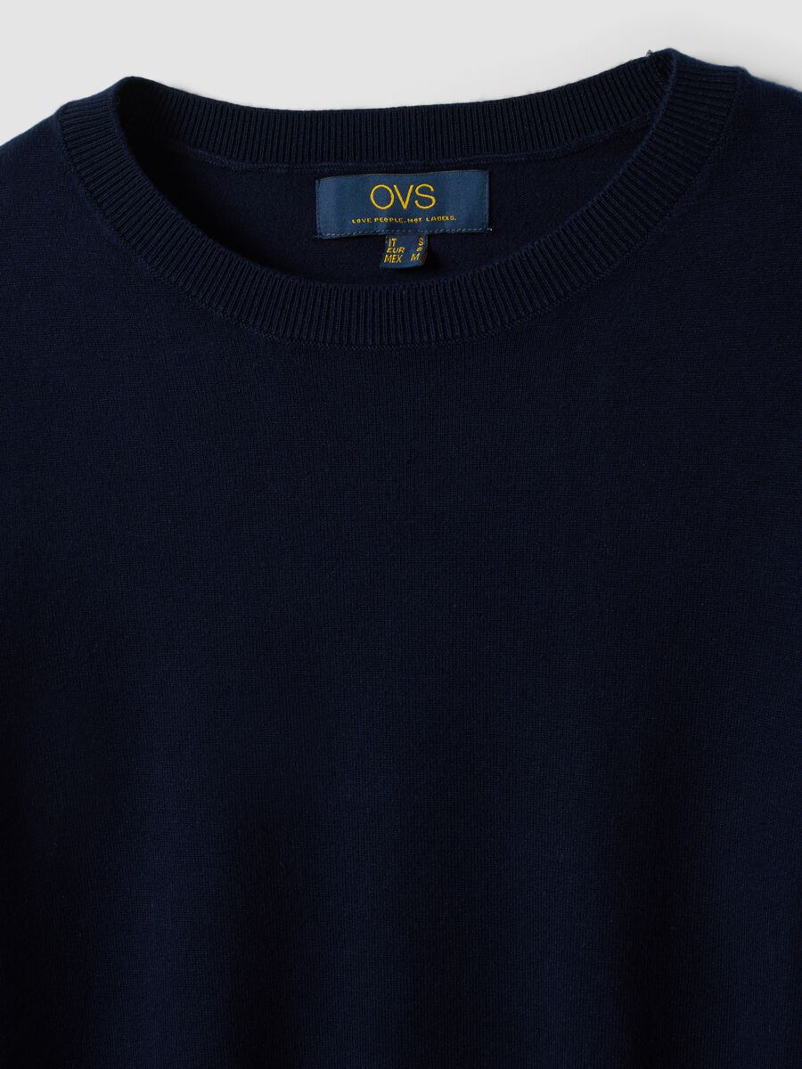 Blue Sweater with Fitted Fit_6