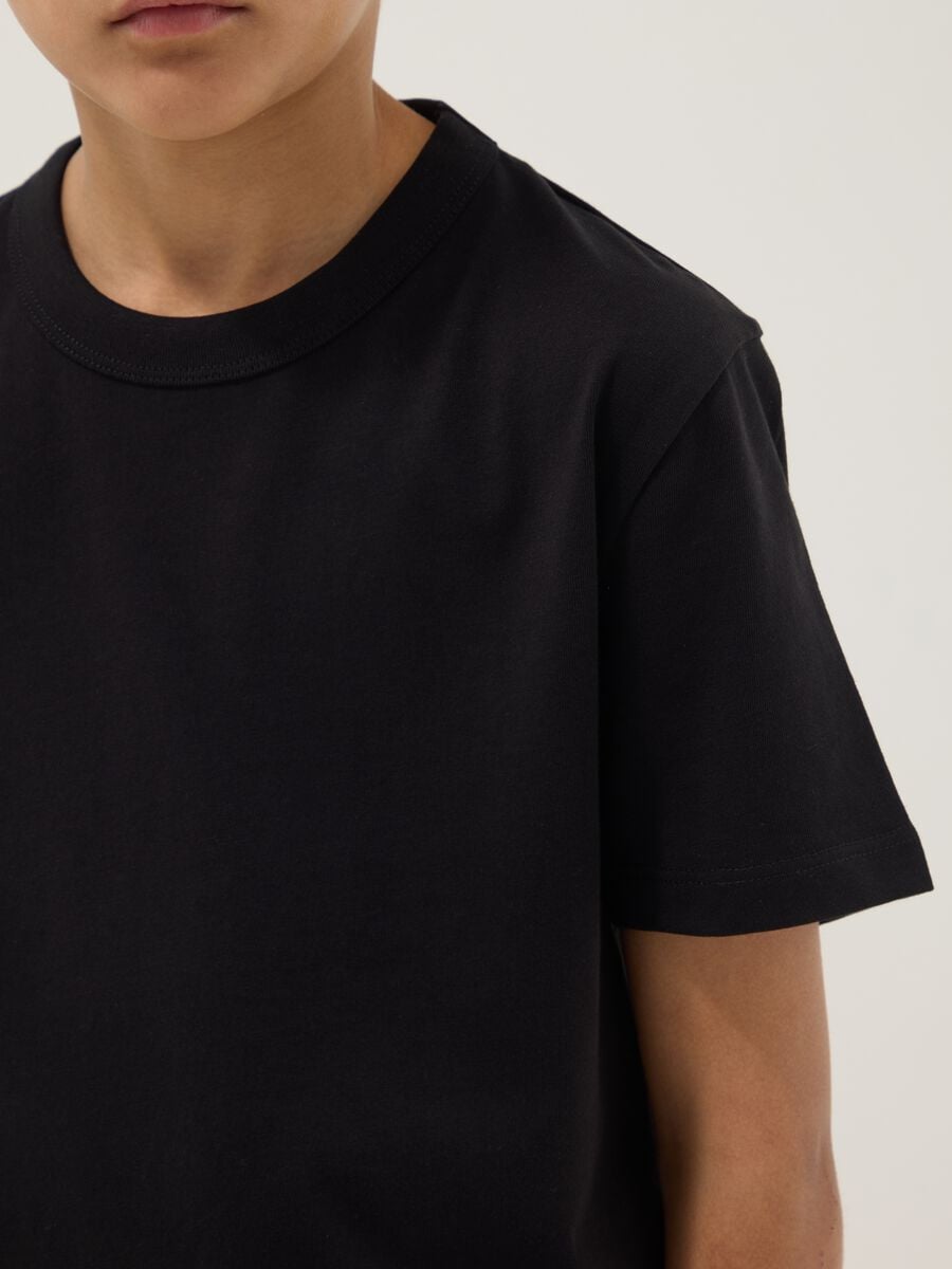 T-shirt in puro cotone nero da ragazzo regular fit_2