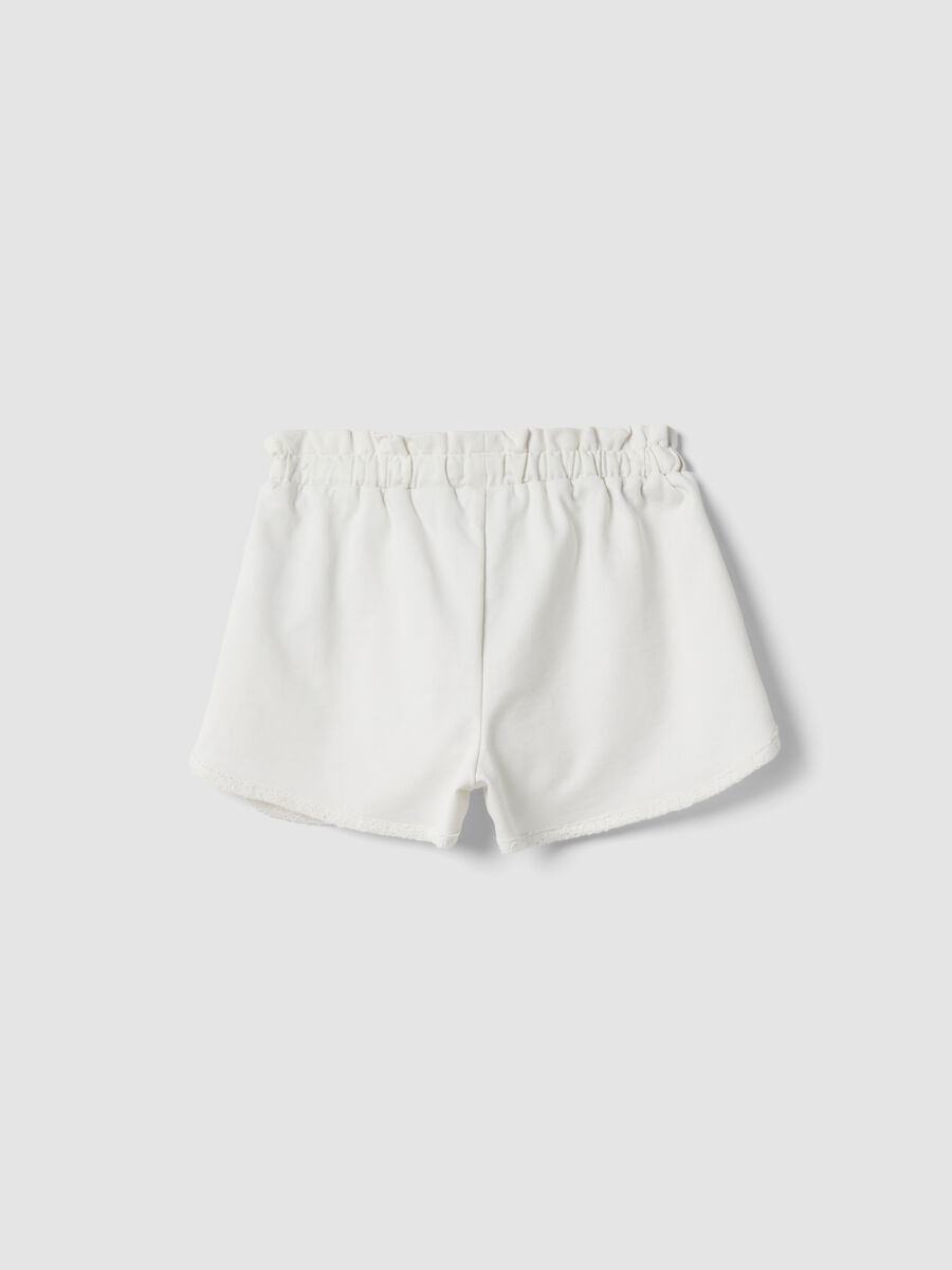 Girls' white pure cotton regular-fit shorts with lace_4