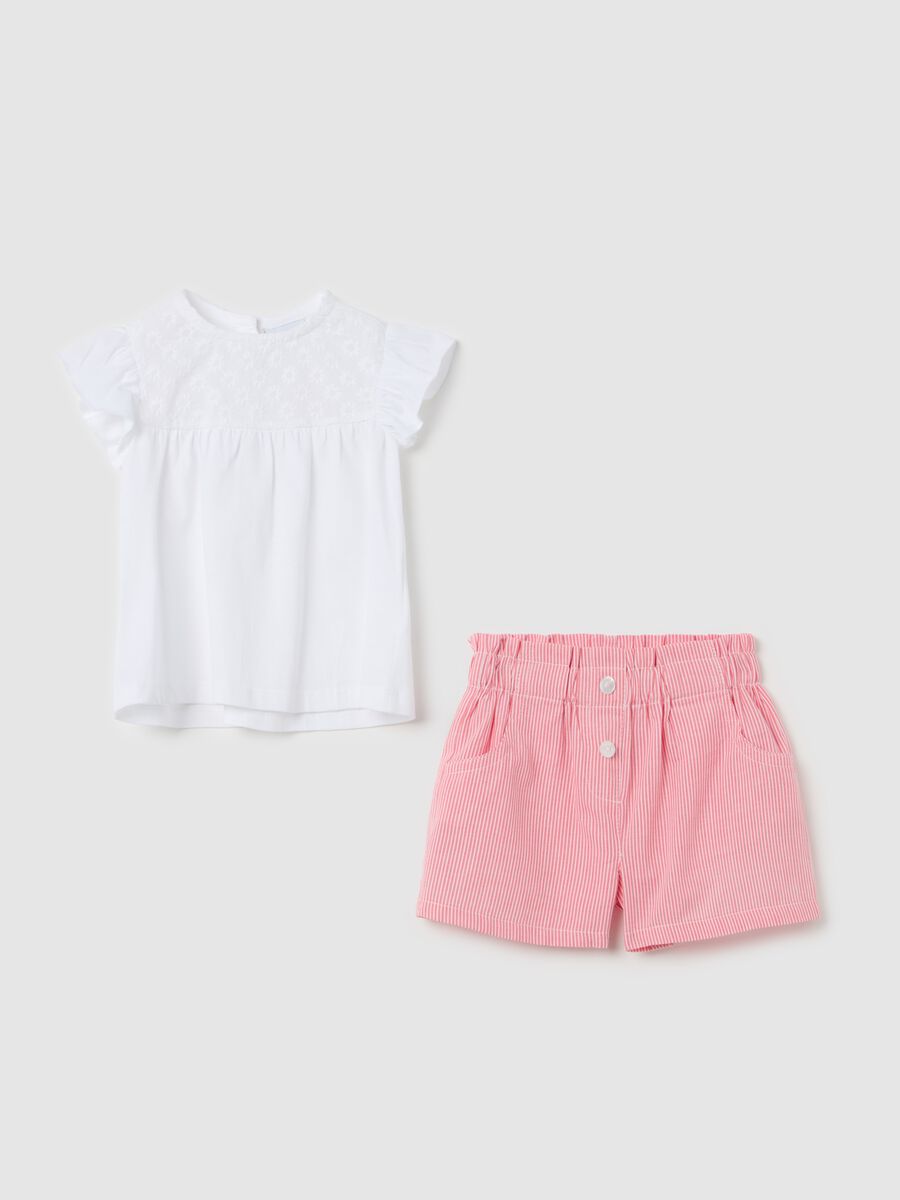 Cotton set with striped pattern and flowers embroidery_0