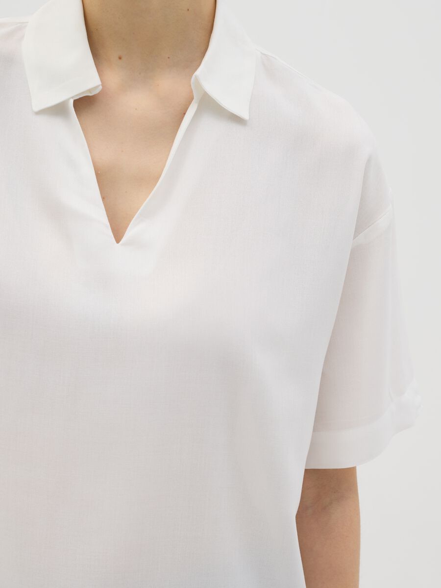 Viscose blouse with polo neck_3