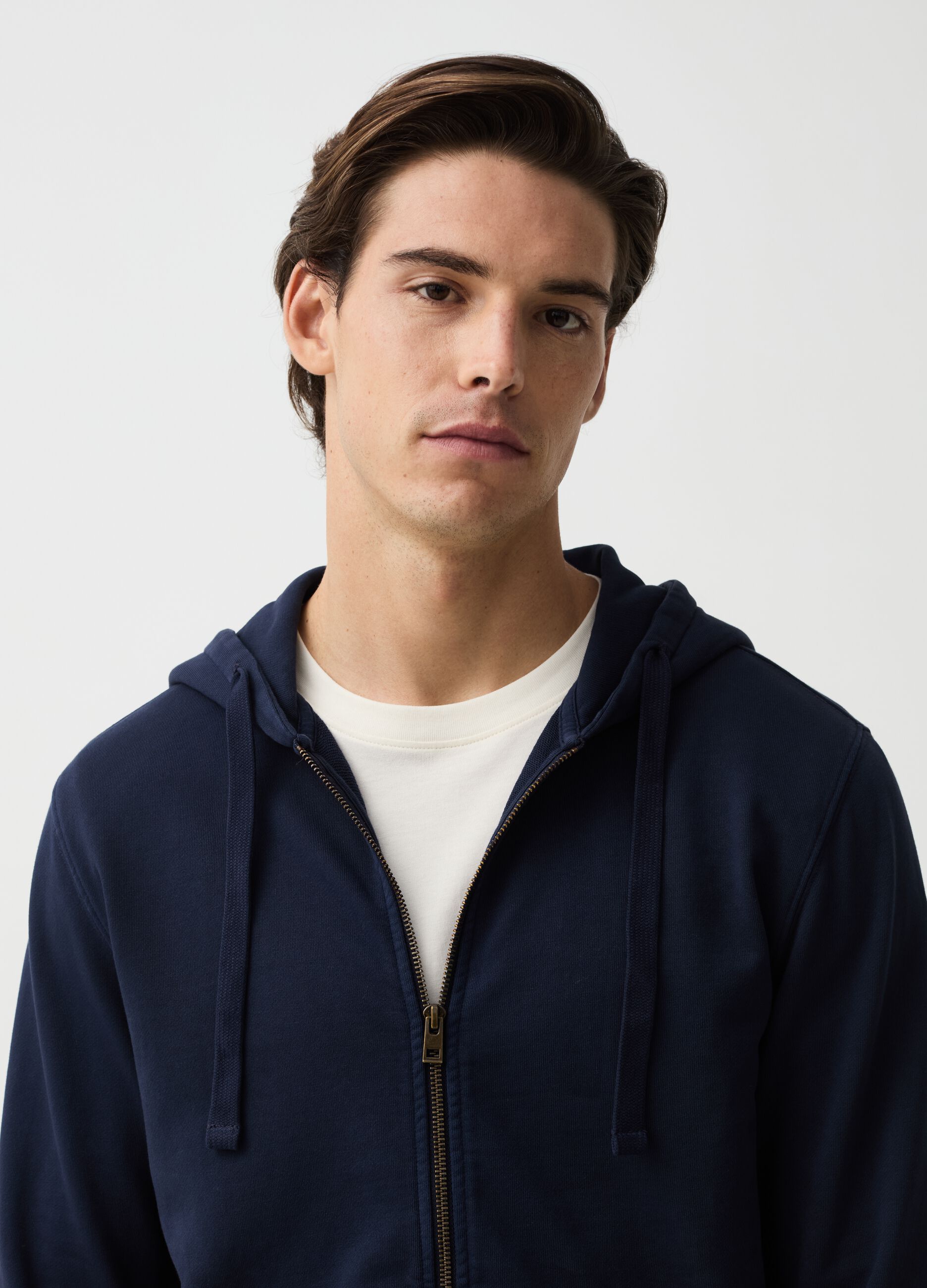 Organic cotton full-zip sweatshirt with hood