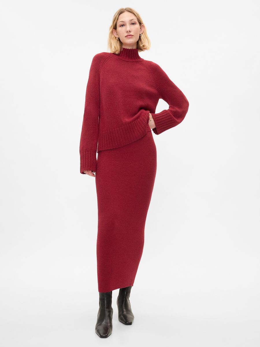 Cropped sweater with mock neck and raglan sleeves_1