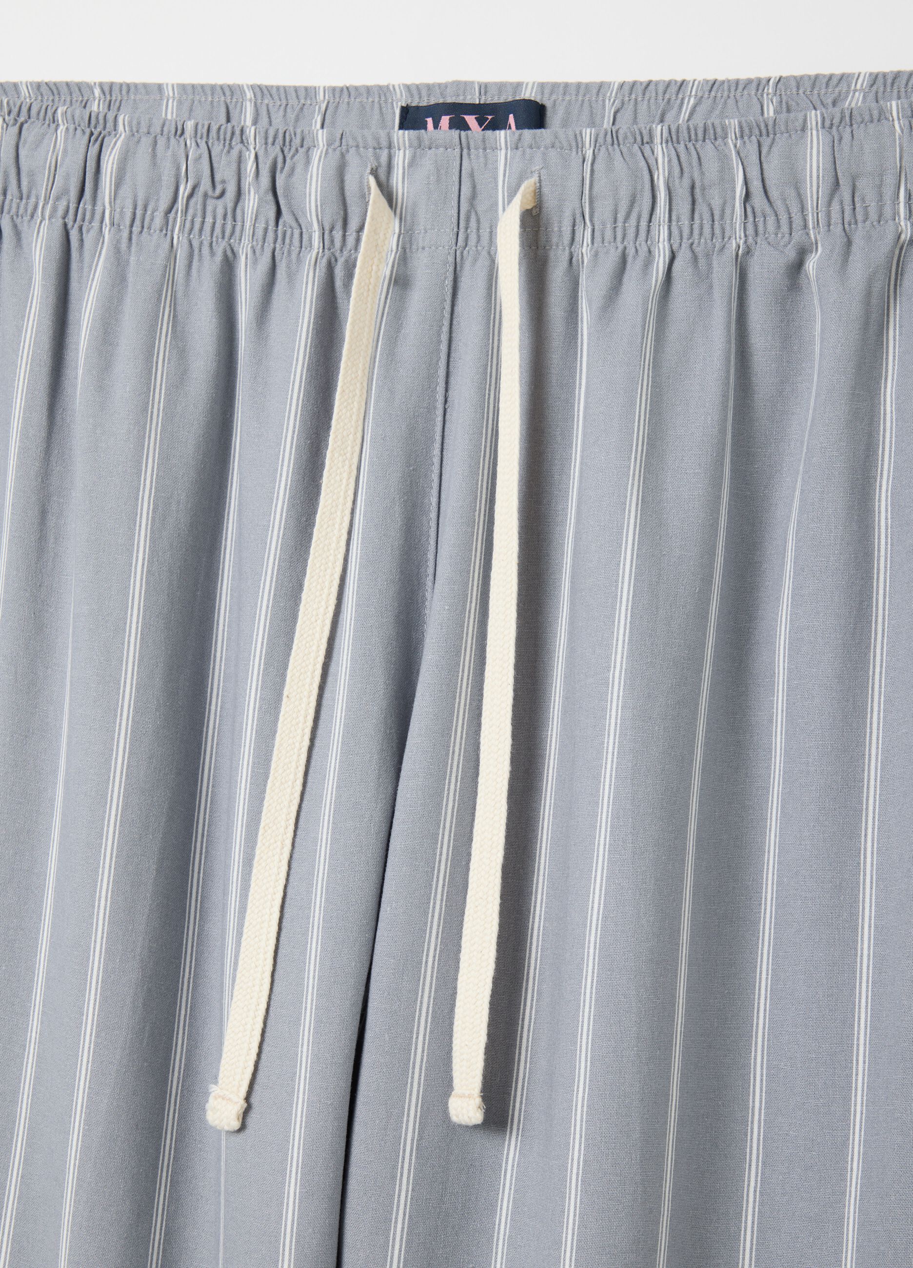 Curvy wide-leg trousers in linen and viscose