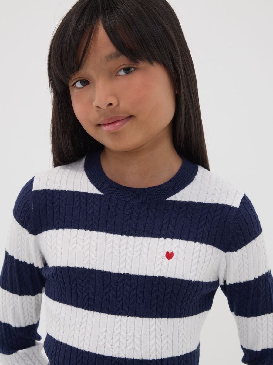 Maglia multicolor in misto viscosa a righe con scollo a barchetta per ragazza_2