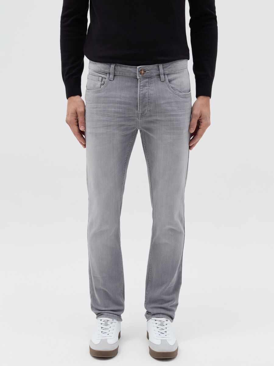 Skinny-fit jeans with five pockets_1