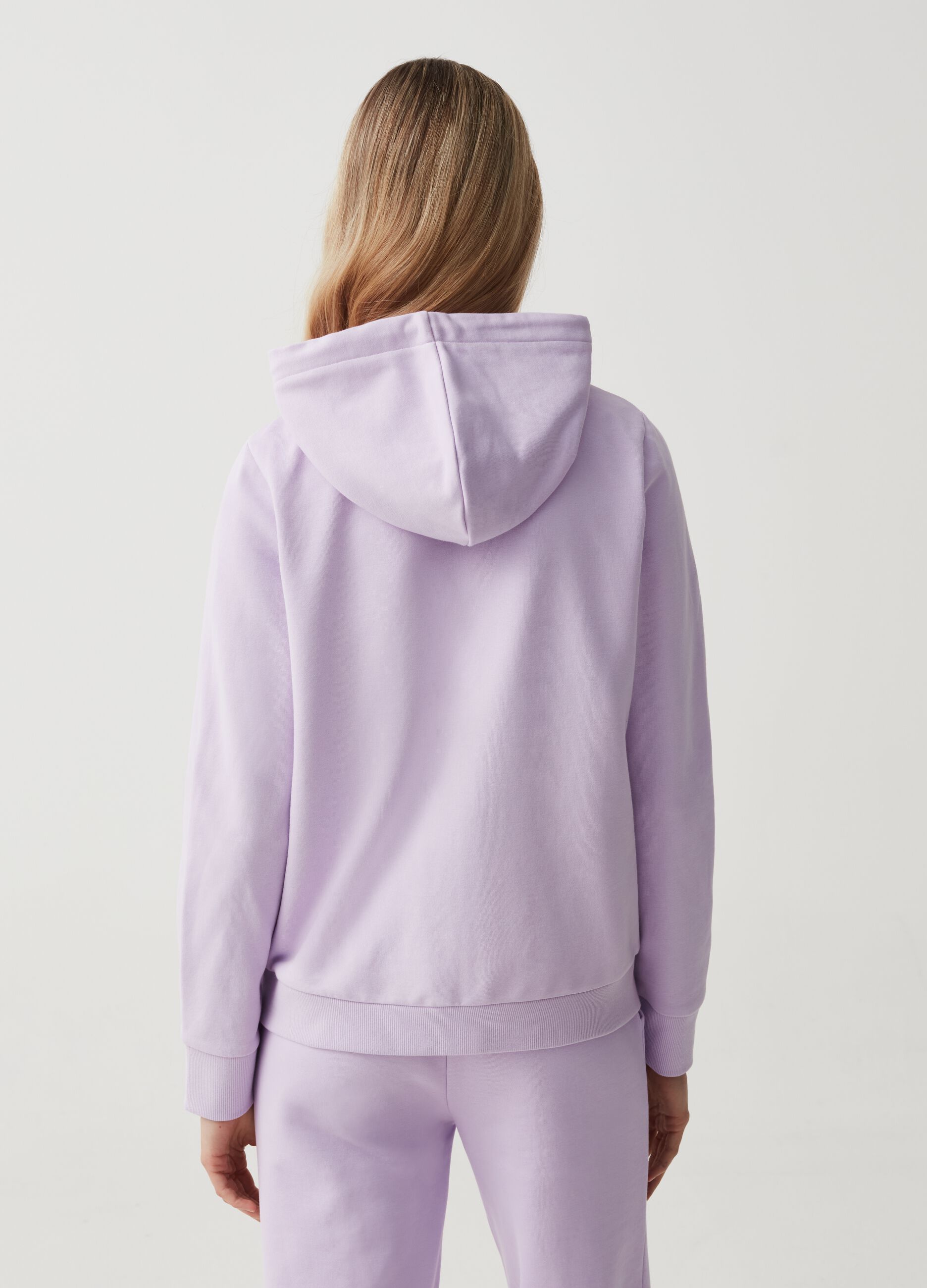 Essential full-zip sweatshirt in fleece with hood