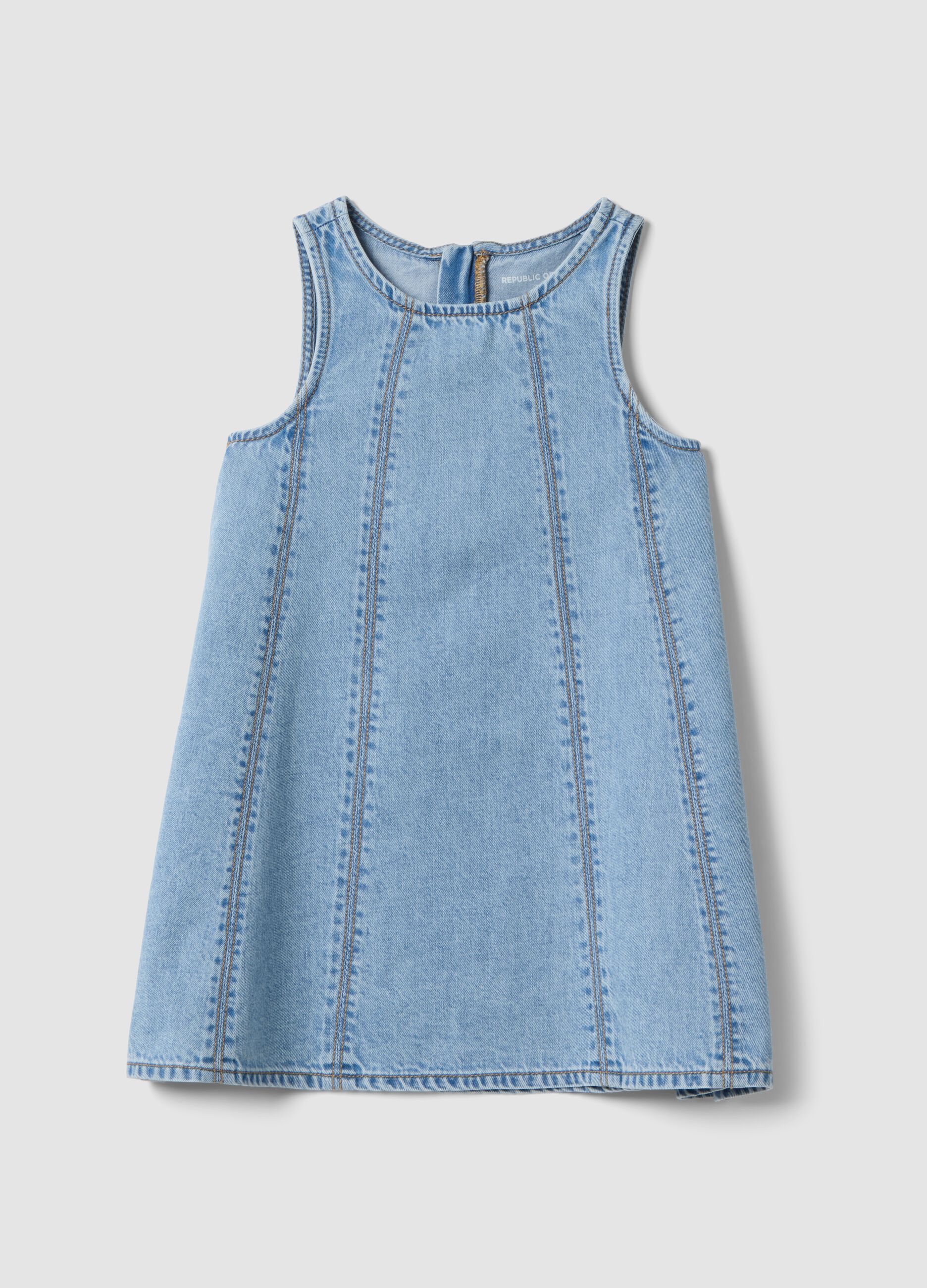 Girls&rsquo; light blue denim sleeveless dress in cotton blend, oversized fit