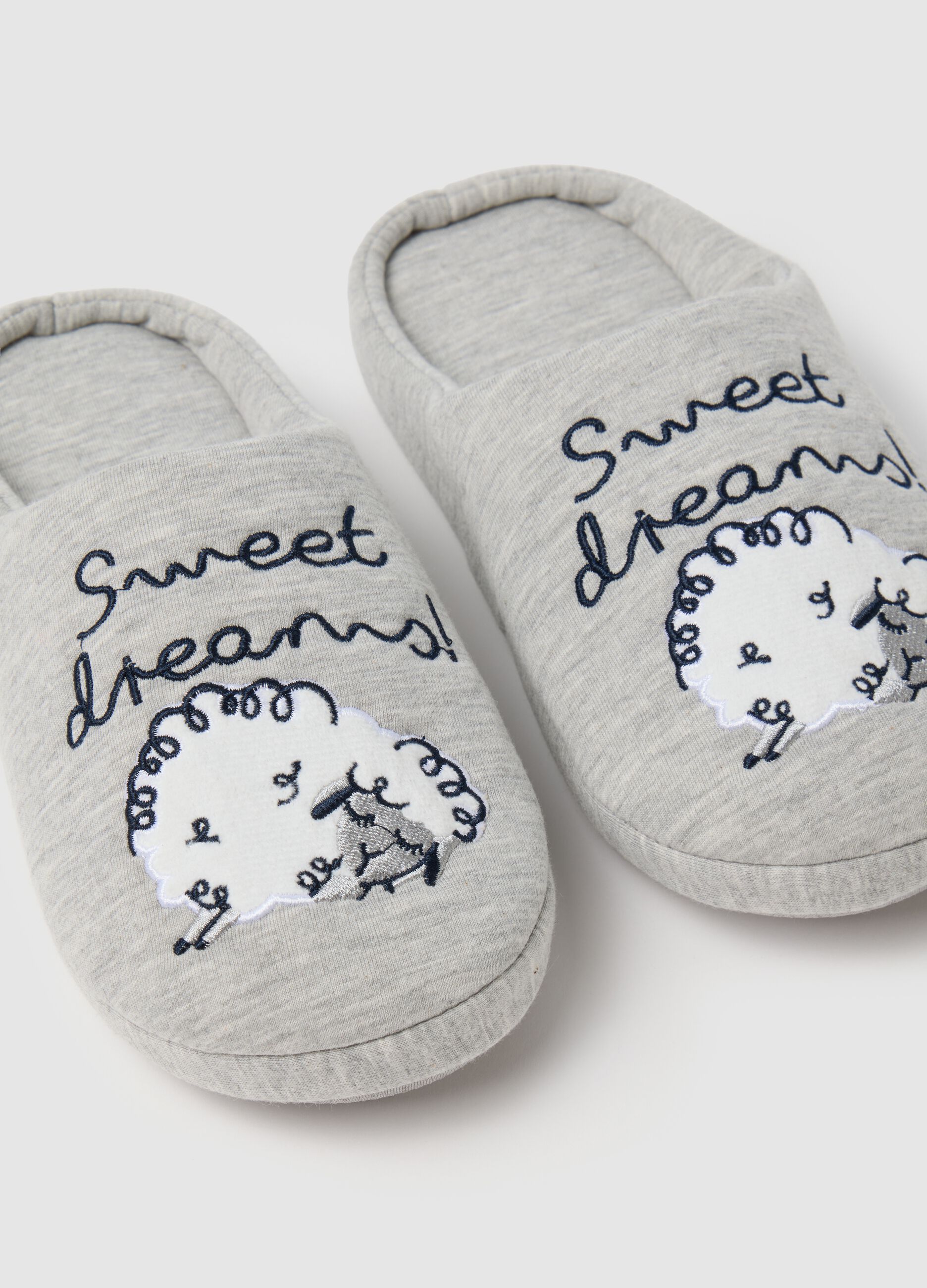 Grey embroidered women's slippers