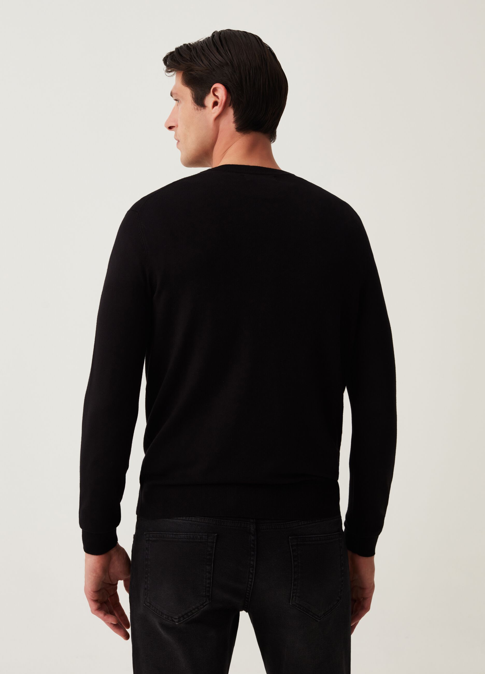 Pullover con scollo rotondo