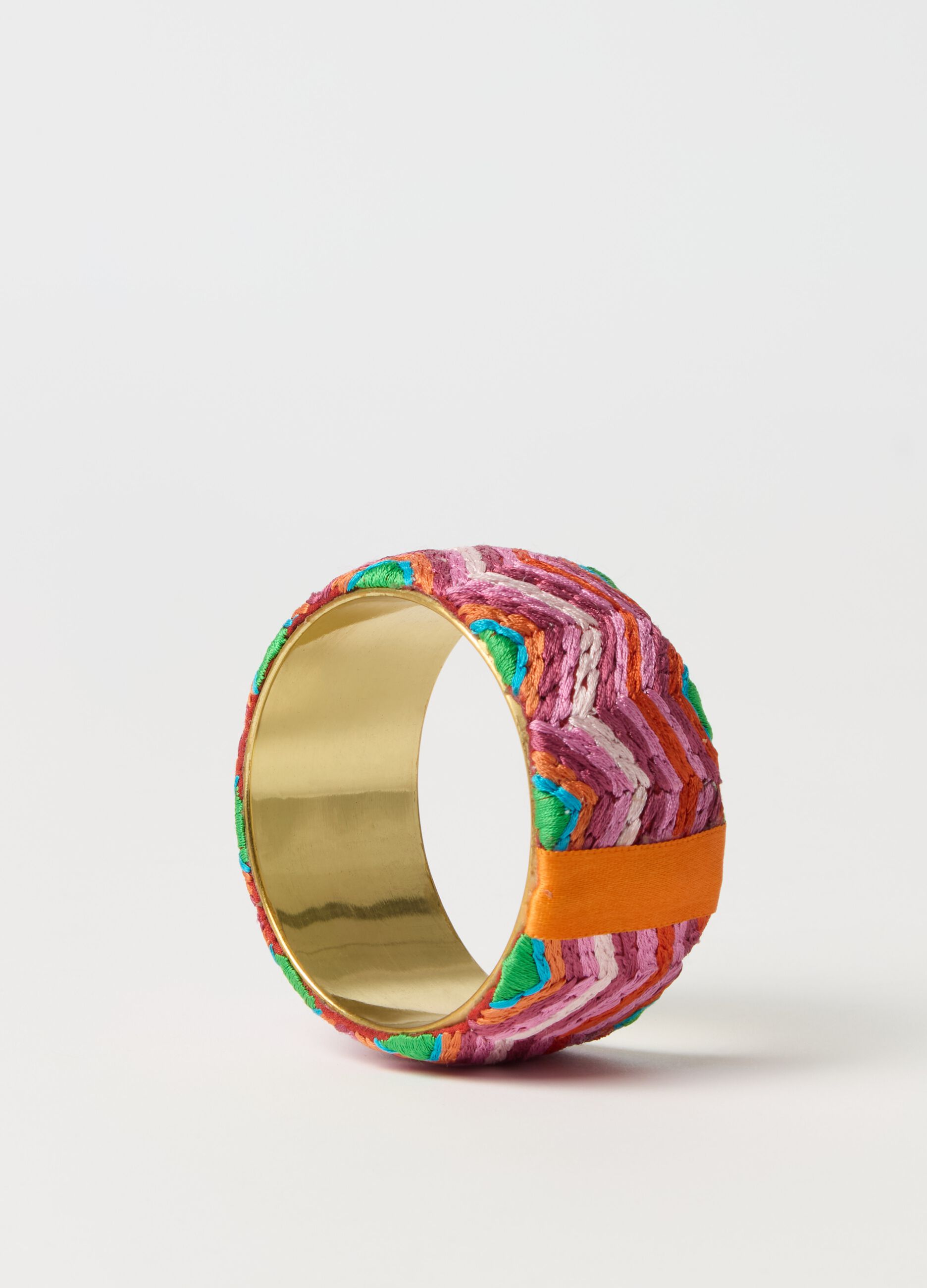 Bracciale rigido con fili multicolore